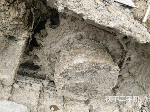 左驱动轮（行走机构）