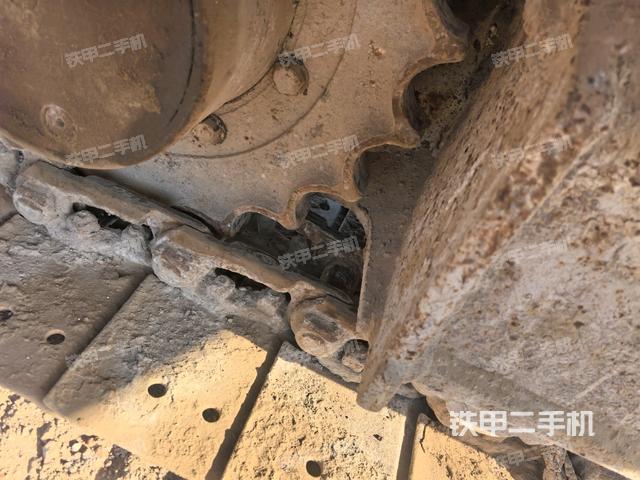 右驅(qū)動輪（行走機構）