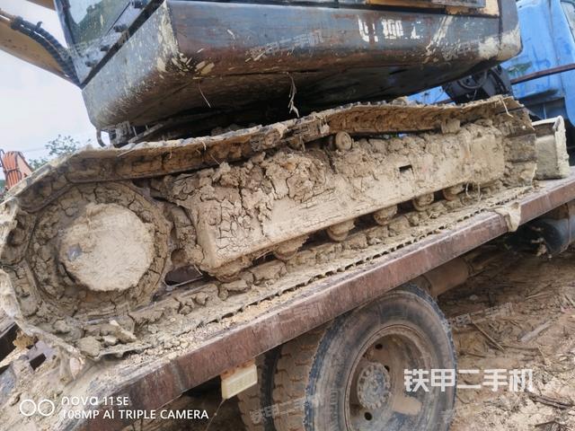 右驱动轮（行走机构）