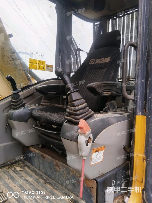 頂棚整體（駕駛室部分）