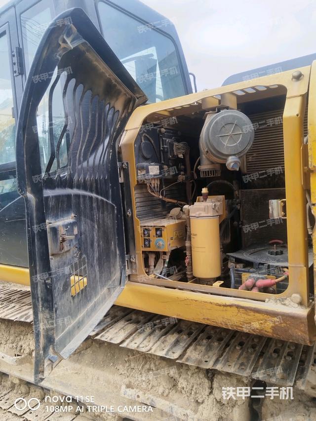 液壓泵室（大件艙室）