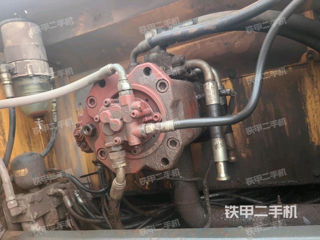 液压泵室（大件舱室）