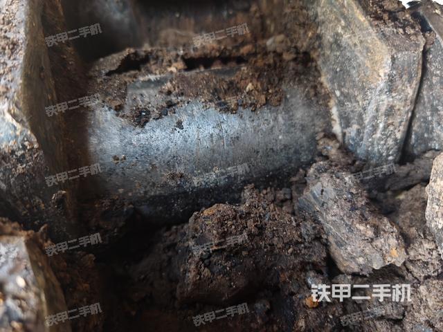 右側(cè)履帶整體（行走機(jī)構(gòu)）