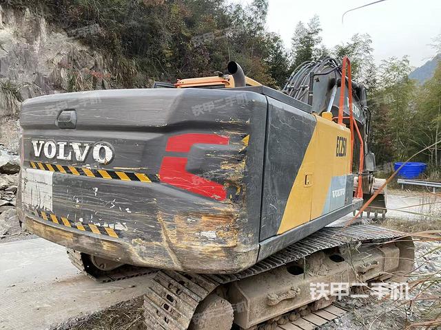 整机右后45°（整机外观）