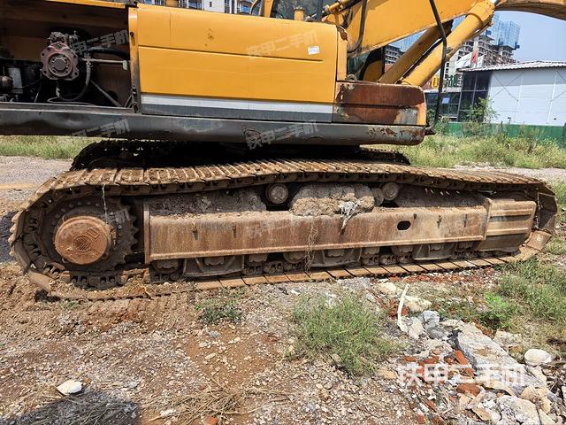 右側履帶整體（行走機構）