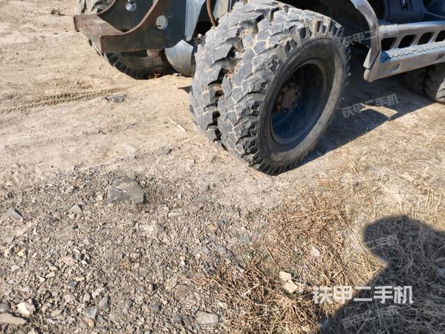 单侧履带整体（整机外观）