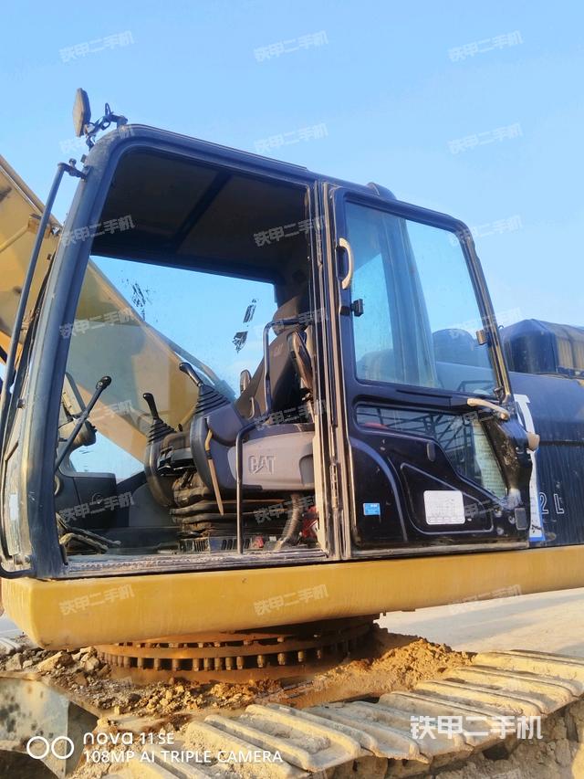 駕駛室左后45度（駕駛室部分）