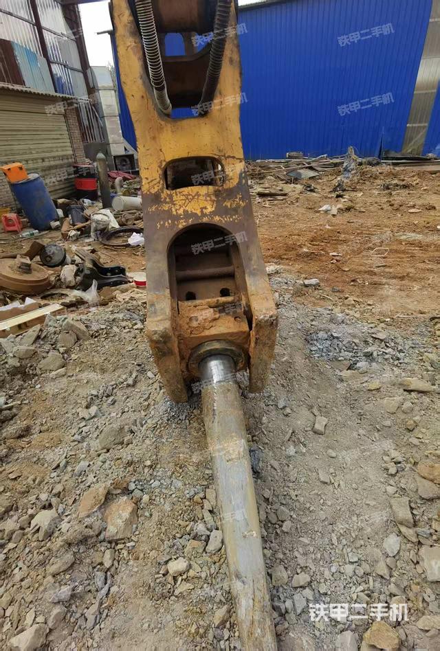 小臂整体左后（工作和回转装置）