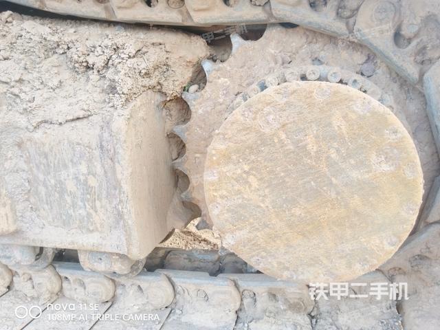 右側(cè)履帶整體（行走機(jī)構(gòu)）