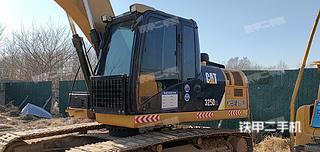 卡特彼勒323D2L挖掘機實拍圖片