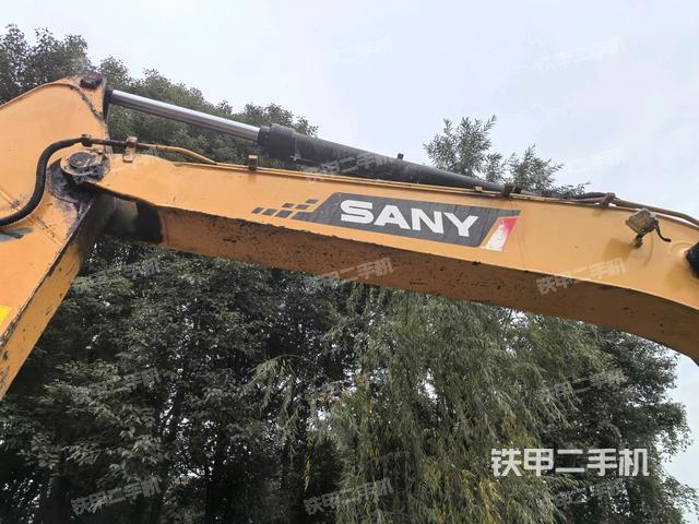 大臂整体 右侧（工作和回转装置）