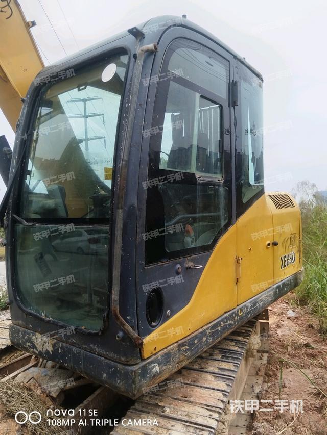 座椅后部（駕駛室部分）