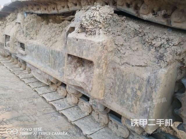 右驅(qū)動(dòng)輪（行走機(jī)構(gòu)）