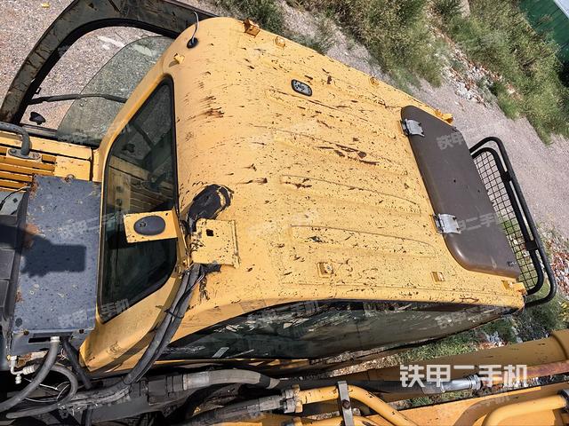 駕駛室頂部俯視（上車部件）