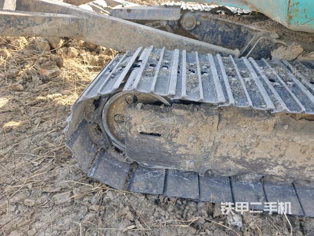 右侧行走马达盖板（行走机构）