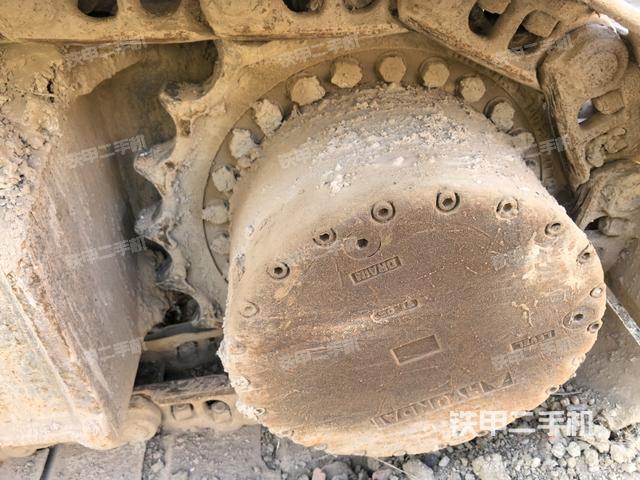 右侧行走马达盖板（行走机构）