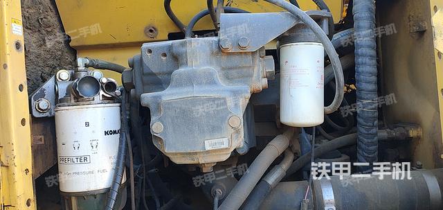 液壓泵艙室正面整體（整機(jī)外觀）