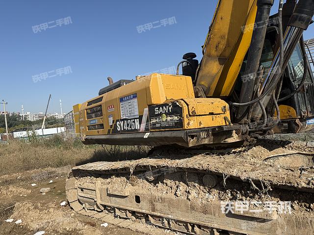 單側履帶整體（整機外觀）