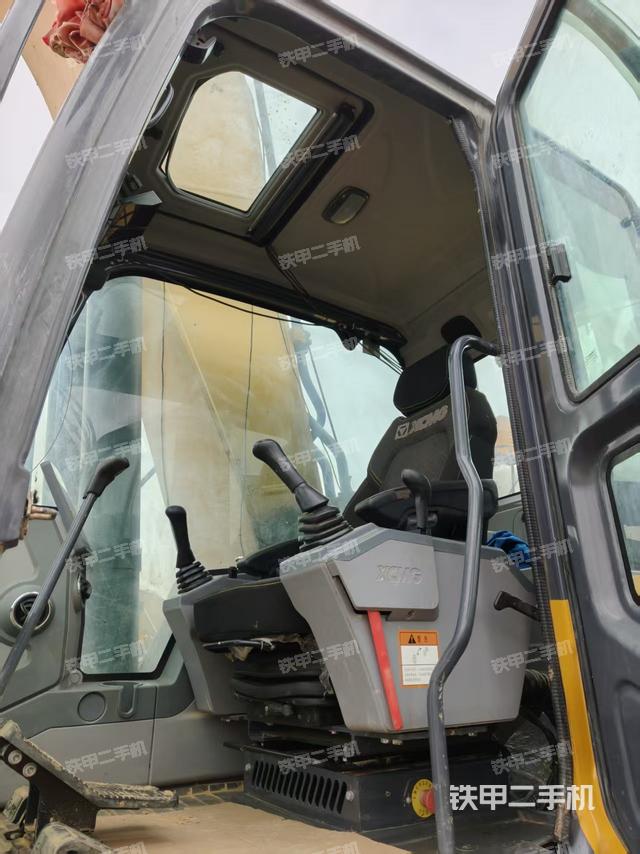 驾驶室整体（整机外观）