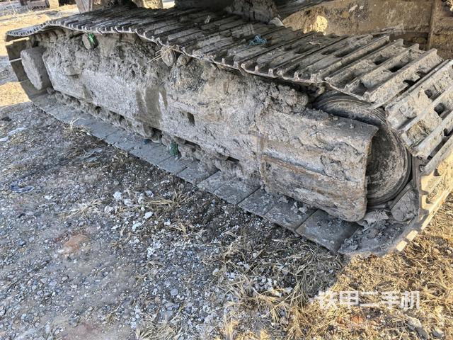 左側(cè)履帶整體?（行走機(jī)構(gòu)）