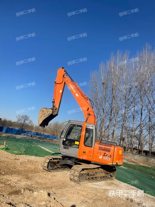 日立ZX120挖掘机