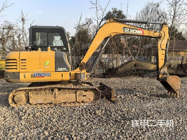 徐工XE60DA挖掘機(jī)