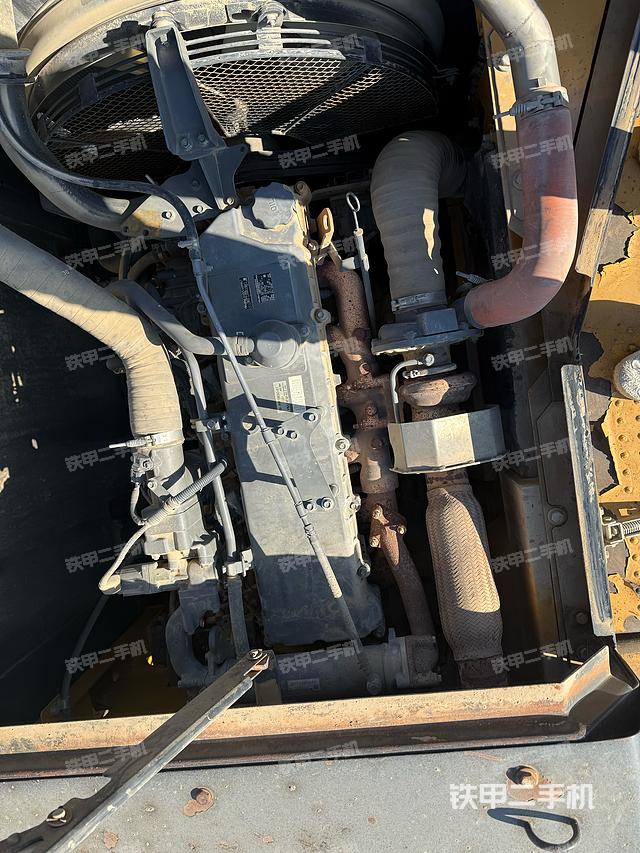 發(fā)動機整體俯視（整機外觀）