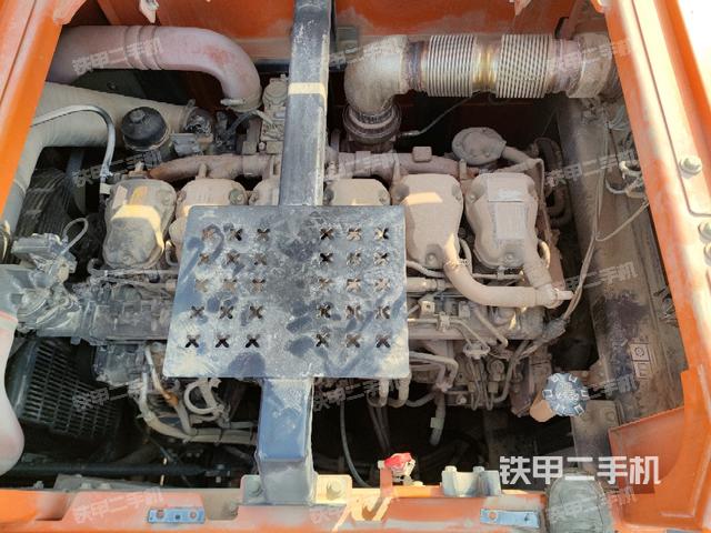 发动机整体俯视（整机外观）