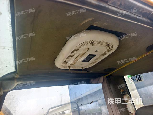 頂棚整體（駕駛室部分）