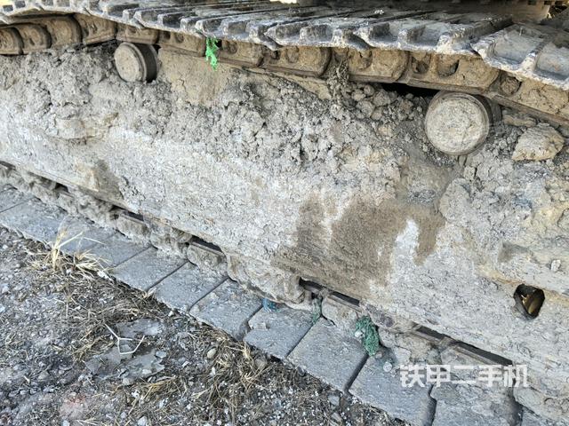 右側(cè)履帶整體（行走機(jī)構(gòu)）