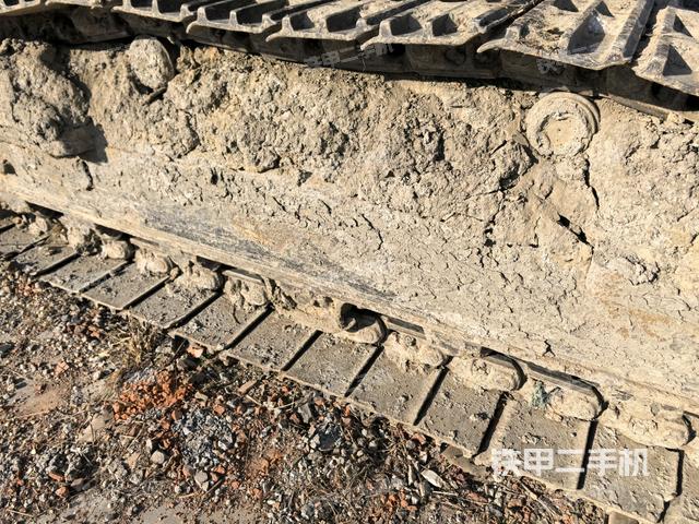 左側(cè)行走馬達(dá)蓋板（行走機(jī)構(gòu)）