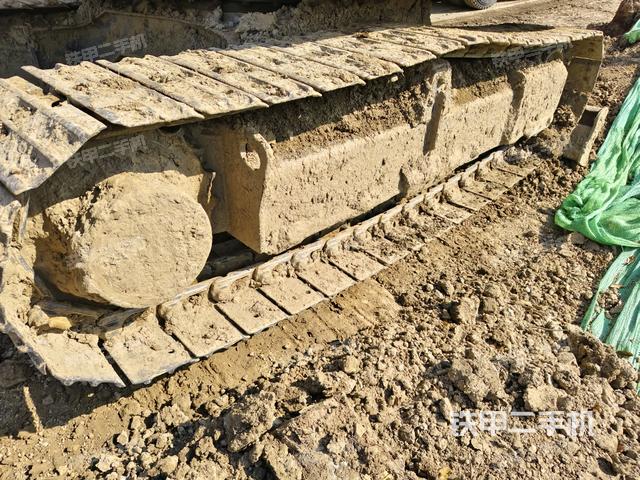 左侧履带整体 （行走机构）