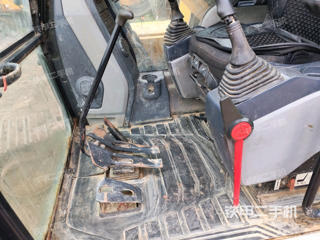 顶棚整体（驾驶室部分）