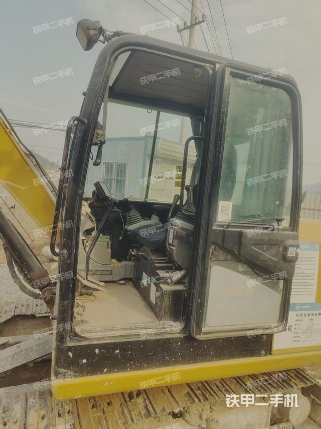 駕駛室整體（整機(jī)外觀）