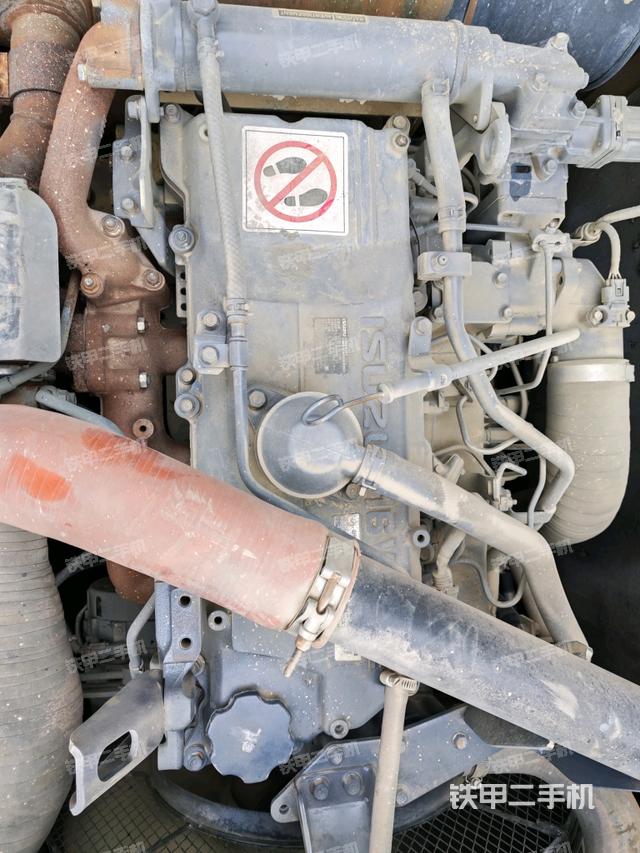 发动机室（上车部件）