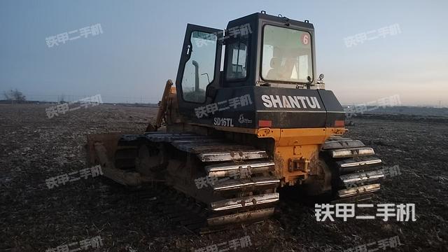 整机右后45°（设备外观及核心部件）