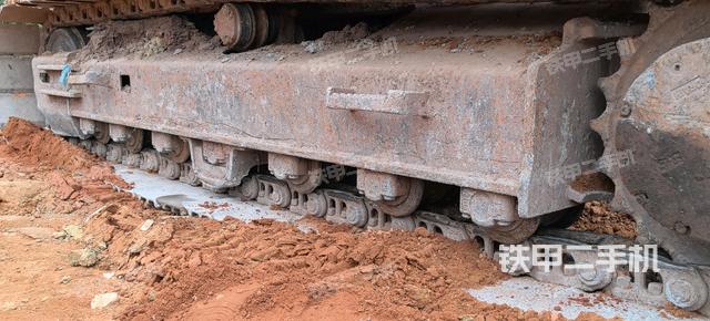 单侧履带整体（整机外观）