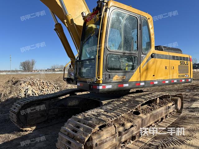 駕駛室頂部（整機(jī)外觀）