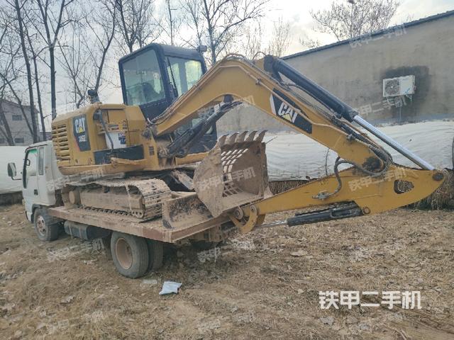 驾驶室顶部（整机外观）