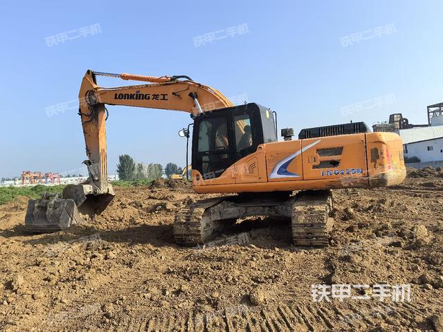 单侧履带整体（整机外观）