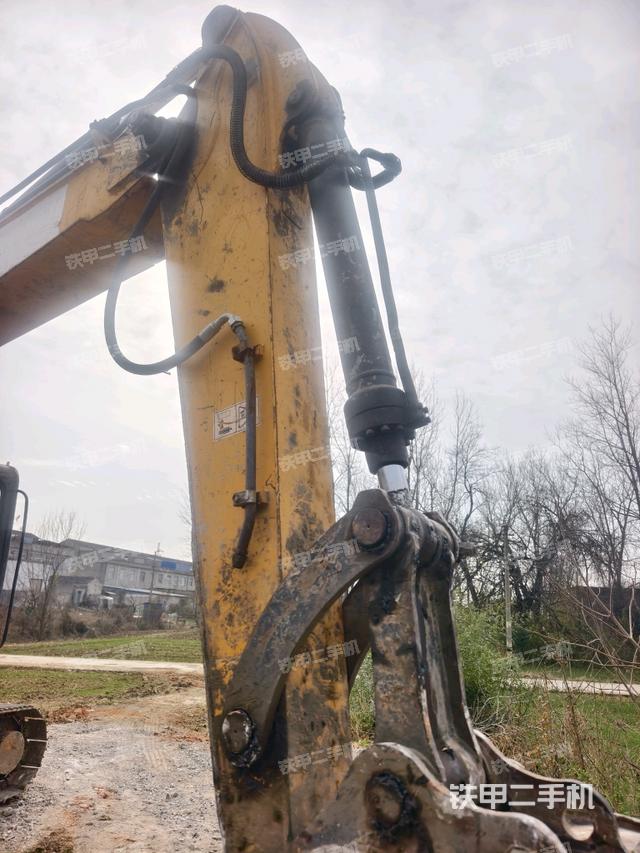 小臂整體右前（工作和回轉裝置）