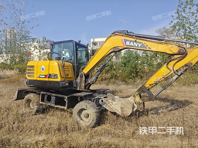 三一重工SY65W挖掘机