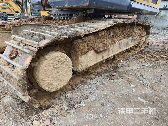 单侧履带整体（整机外观）