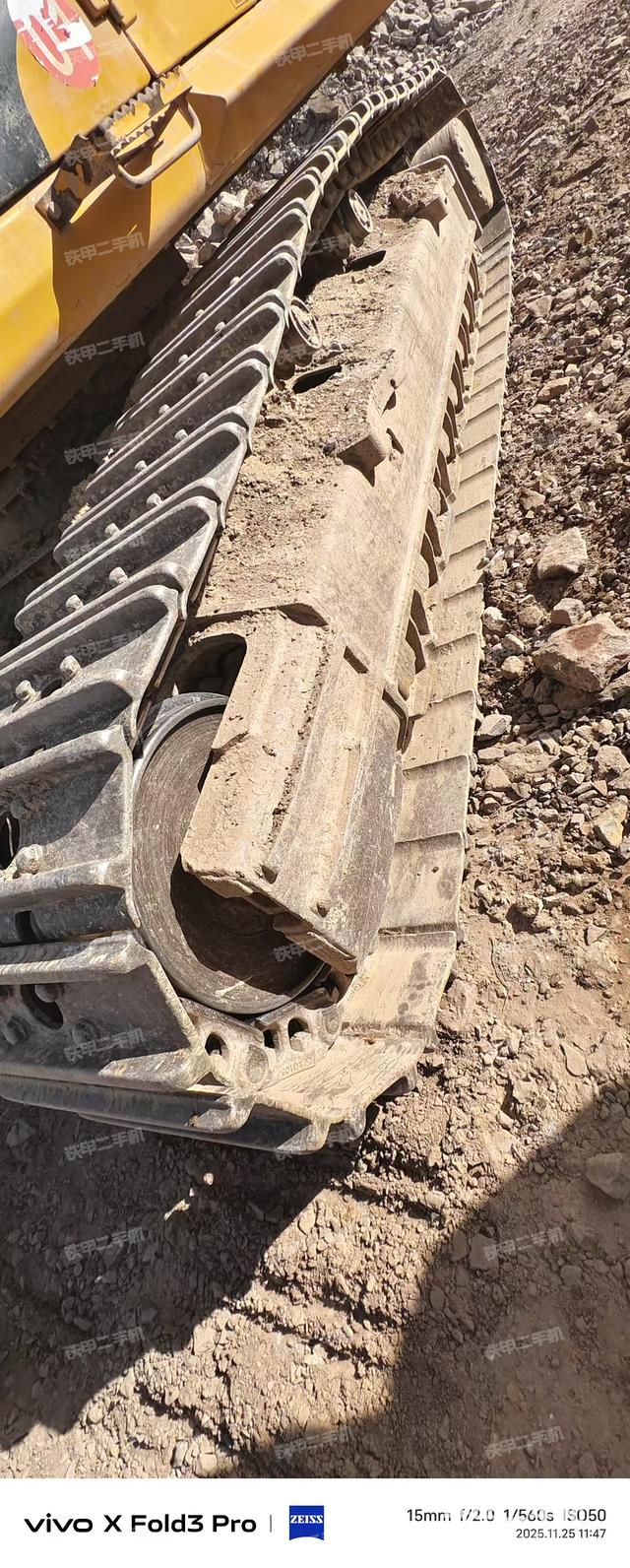 单侧履带整体（整机外观）