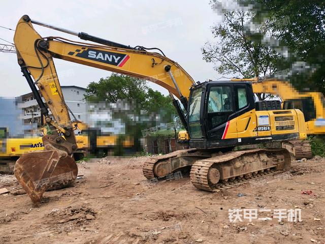 三一重工SY215H挖掘机