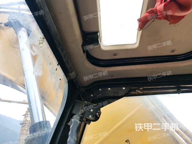 左后方玻璃角标（驾驶室部分）