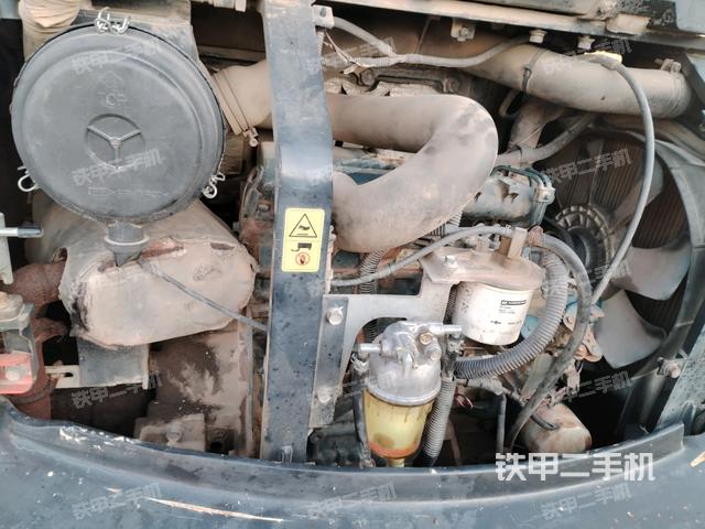 发动机整体俯视（整机外观）