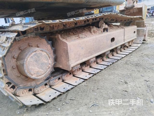 右侧履带整体 （行走机构）