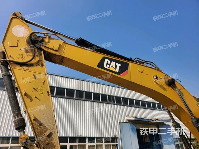 大臂整体 右侧（工作和回转装置）