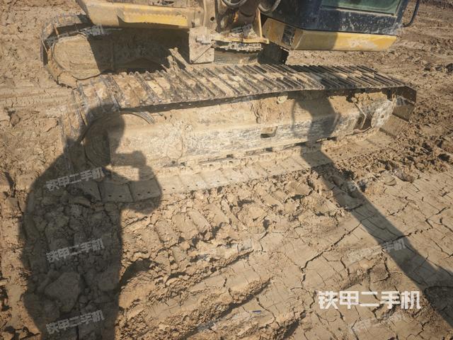 左侧履带整体 （行走机构）